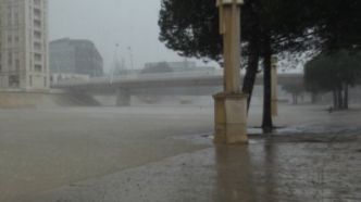 Hérault : un mini-torrent de boue se répand en plein centre de Montpellier