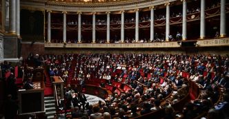 Retraites : Macron n'exclut pas une dissolution en cas de censure à l'Assemblée, avertit le ministre du Travail