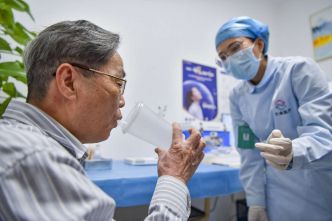 Zéro Covid en Chine : vacciner les plus âgés pour sortir de l'impasse