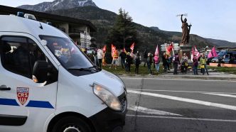 Macron à Savines-le-Lac : deux manifestants interpellés, les convois officiels hués