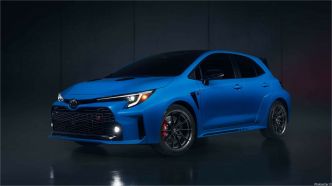 Toyota GR Corolla Circuit Edition Blue Flame 2023