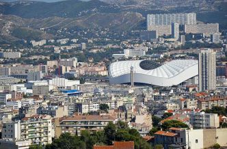 À Marseille, au Stade Velodrome, le Pape Francois a reclame justice pour les migrants et les vulnerables
