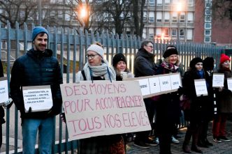 A Strasbourg, des enseignants mobilisés devant un collège après des menaces de mort contre un professeur