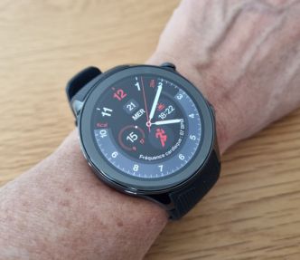 Test OnePlus Watch 2 : enfin une montre sous Wear OS avec une bonne autonomie