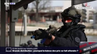 JO de Paris: les images du Raid en plein exercice de simulation d'attentat sur un bateau-mouche
