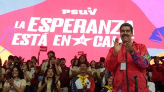 Venezuela: Maduro officialise sa candidature à sa réélection, grosse incertitude pour l'opposition