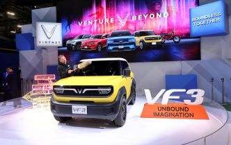 Le fabricant de véhicules électriques VinFast signe des accords de partenariat avec 15 concessionnaires en Thaïlande