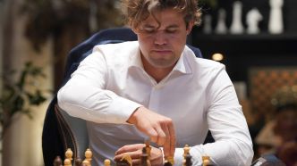 Magnus Carlsen veut révolutionner les échecs en les rendant plus aléatoires