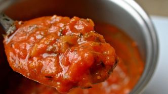 Une femme risque la prison au Nigeria pour avoir critiqué une sauce tomate sur les réseaux sociaux