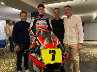 "Une année pour grandir": l'espoir du guidon varois Johan Gimbert accélère en championnat d'Europe Moto2
