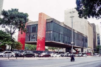 Au Brésil, l'empreinte singulière de l'architecte et designer Lina Bo Bardi sur São Paulo