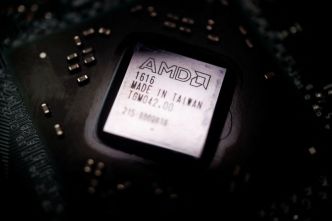 AMD lance des puces d'intelligence artificielle pour les ordinateurs portables et de bureau des entreprises