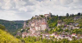 Plus Beau Village de France, cette magnifique cité médiévale est à voir absolument en Occitanie