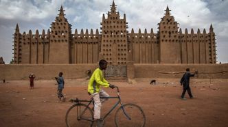 La Grande Mosquée de Djenné : Joyau de l’architecture de terre au Mali
