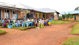 Région Centre/Lycée de l'Espoir de Nyangungu : Sans eau ni électricité depuis 2005