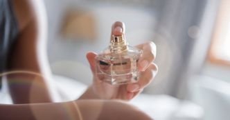 Allergie au parfum : causes, symptômes et solutions