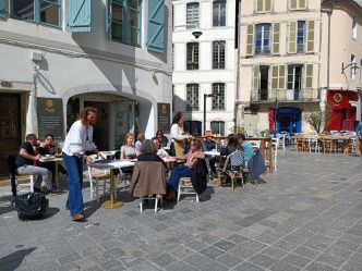 Hélios Café a fait son apparition place Reine-Marguerite à Pau