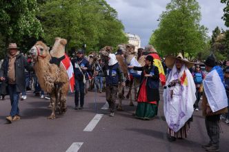 Pourquoi des chameaux, dromadaires et lamas du monde entier ont défilé dans le bois de Vincennes