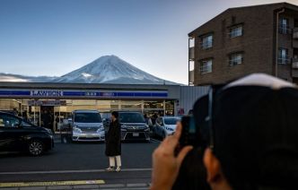 Japon : Une ville va cacher une vue sur le Mont Fuji pour éviter le surtourisme
