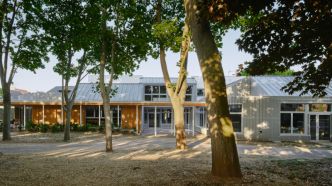 À Chevilly-Larue, rénovation thermique de l'école Jacques Gilbert-Collet par croixmariebourdon