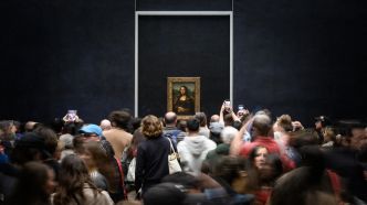 Au Louvre, l'idée d'« une salle à part » pour La Joconde fait son chemin, selon la présidente du musée