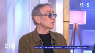 Alain Chamfort atteint d'un cancer : guéri, le chanteur se confie sur la peur d'une récidive