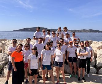 Avec les Joggeurs Flotteurs, on mélange biathlon et apéro à Toulon