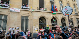 Manuel Valls. Sciences-Po: Mettre l’École sous tutelle et Renvoyer les agitateurs