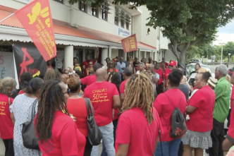 CHU de Martinique : les agents radiés pour "non-respect de l'obligation vaccinale" espèrent encore leur réintégration