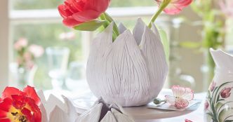 Créer un vase en forme de fleur en argile autodurcissante