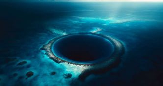 Le Taam Ja' au Mexique est le trou bleu le plus profond du monde... et de loin !