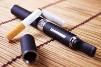 Eats-Unis: Les cigarettes électroniques mises dans le même sac que le tabac