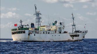 « La flotte chinoise est bien connue pour sa pêche illégale systémique et ses abus flagrants sur les droits de l’Homme et du travail »