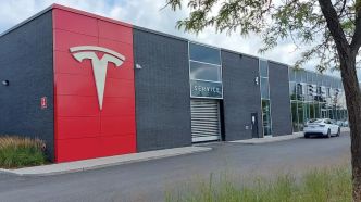 Véhicules électriques: Tesla licencie 39 personnes au Québec