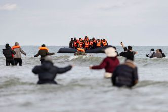 Crise migratoire: 66 migrants secourus dans la Manche par la France