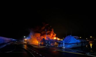 5 bateaux détruits, 2 autres endommagés: on fait le point après un violent incendie survenu dans le port de Saint-Laurent-du-Var