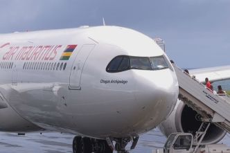 Une séance de prière pour bénir les avions de Air Mauritius