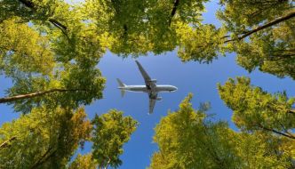 Greenwashing : l'Europe intente une action contre 20 compagnies aériennes