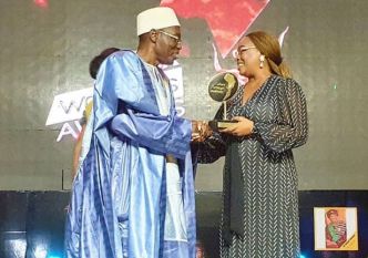 Estelle Ondo, une étoile politique qui brille aux Africa Women's Awards
