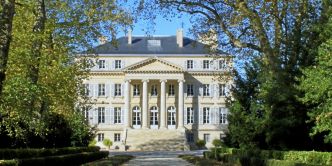 Vins de Bordeaux : pourquoi les prix du millésime 2023 tirent vers le bas