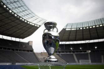 L'UEFA agrandit les listes à un mois de l'Euro