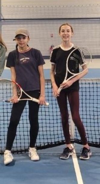 Les jeunes joueuses du tennis-club championnes du Puy-de-Dôme