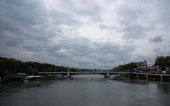 Météo : ciel gris et pluvieux aujourd'hui à Lyon