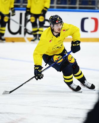 Jesper Frödén prolongera lui aussi sa saison