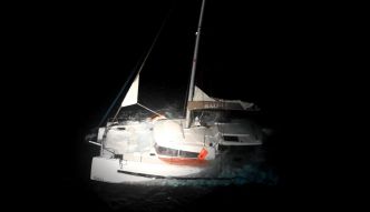 Un catamaran coule entre Tahiti et Raiatea, six personnes secourues par le JRCC