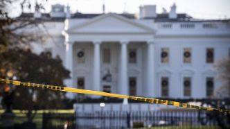 Etats-Unis : une voiture s'écrase contre une grille de la Maison Blanche, le conducteur tué