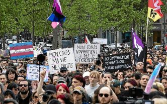Rassemblements contre la transphobie : des milliers de manifestants en France