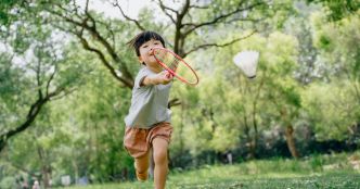À partir de quel âge un enfant peut-il faire du badminton ?