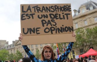 Transphobie : C'est quoi le problème autour du livre « Transmania », visé par une plainte de SOS Homophobie ?