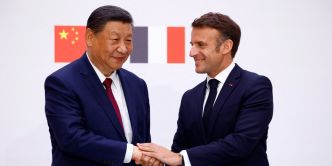 Ukraine : Emmanuel Macron salue les «engagements» chinois «à s'abstenir de vendre toute arme» à Moscou